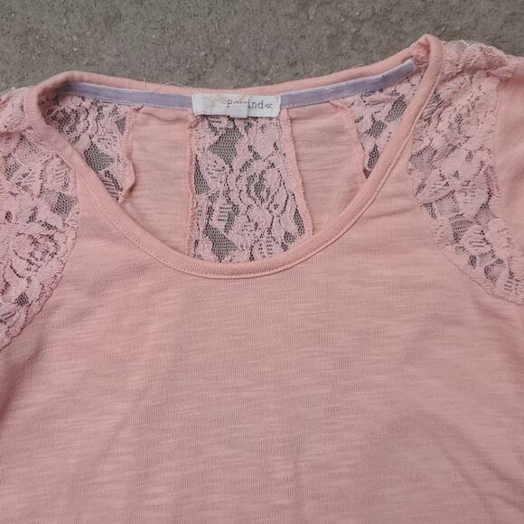 Rewind lace trim high low top pink medium - Picture 2 of 4